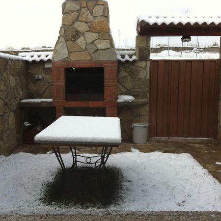 Casa Rural La Vega De Gredos Guest House San Martin de la Vega del Alberche Luaran gambar