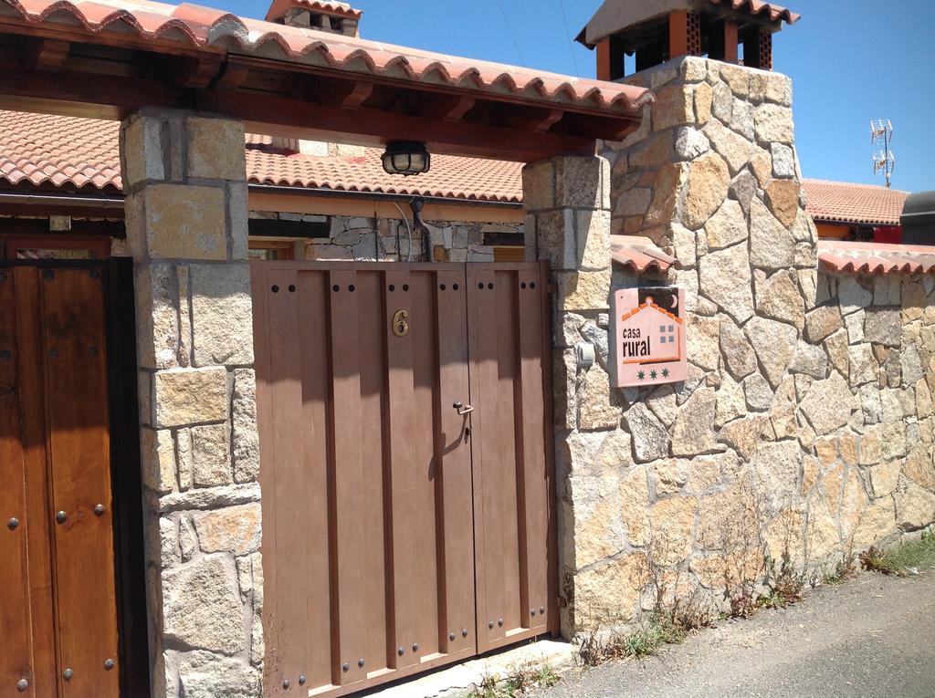 Casa Rural La Vega De Gredos Guest House San Martin de la Vega del Alberche Luaran gambar